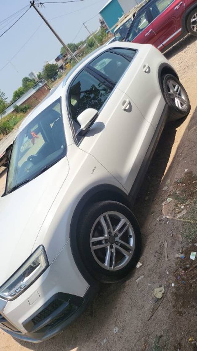 https://images10.gaadi.com/usedgaadi-sellcar/UsedCar/87addab6-01fe-4e30-adc3-64fbb6d7fb05/95db9cf0-32af-41e1-9dd4-d0481a180cd2.jpg?imwidth=6402