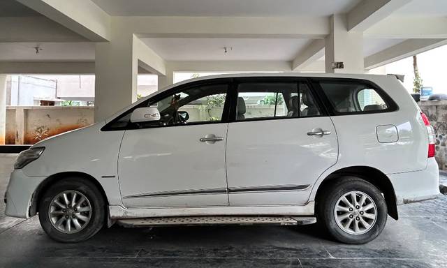 https://images10.gaadi.com/usedgaadi-sellcar/UsedCar/87c1492e-8d0d-4e86-bd15-999aae248027/aef0381e-8396-4884-a05d-c08108bd521c.jpg?imwidth=6402