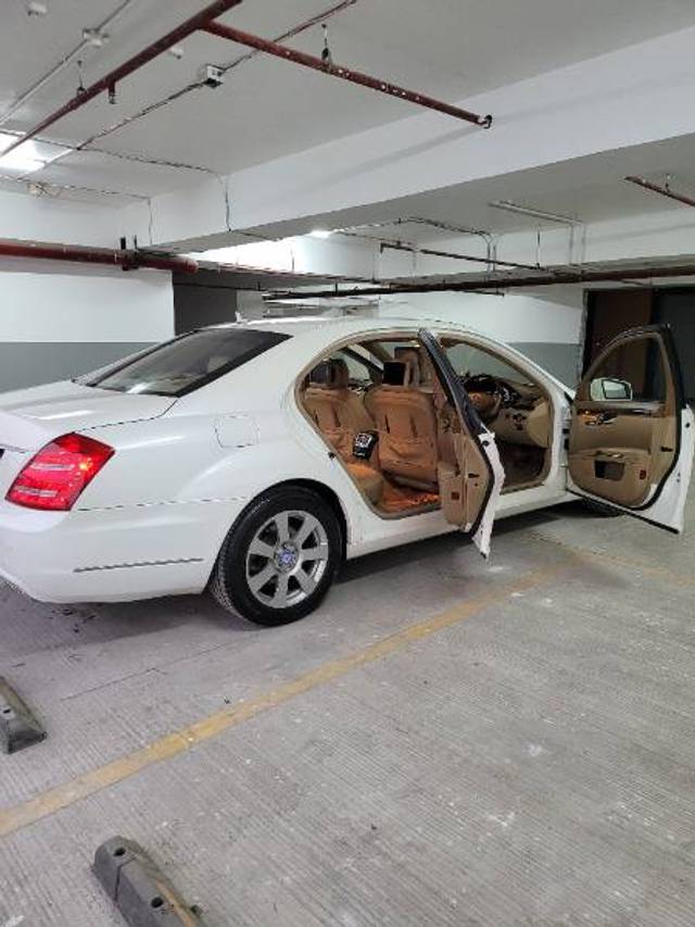 https://images10.gaadi.com/usedgaadi-sellcar/UsedCar/87f9a5c8-f940-4b21-8c58-f2ac5a16ac20/e0a8ffb5-ae48-4ead-b31c-e15df08f2318.jpg?imwidth=6402
