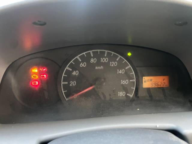 https://images10.gaadi.com/usedgaadi-sellcar/UsedCar/88df5368-cfe2-4539-8e1d-dc70c5477b40/cefeda19-2181-434e-9293-ecbe96bd9823.jpeg?imwidth=6402