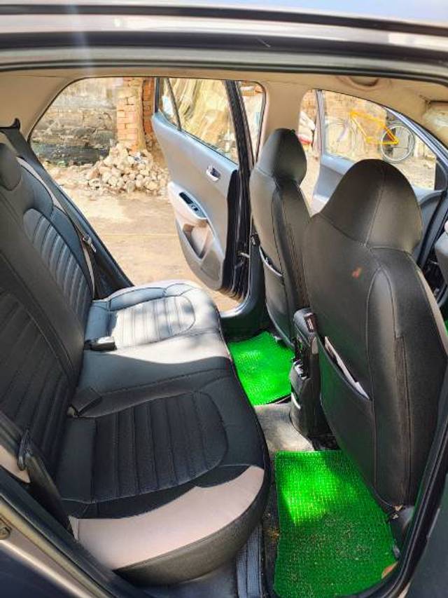 https://images10.gaadi.com/usedgaadi-sellcar/UsedCar/8978e600-c51b-46aa-b0a3-c1a39eb59455/95043c10-d12b-42f5-bdf3-778d3897a920.jpg?imwidth=6401
