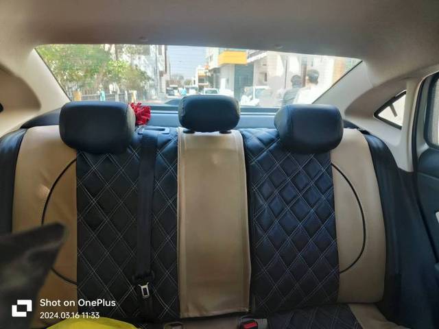 https://images10.gaadi.com/usedgaadi-sellcar/UsedCar/89ecc729-7f3b-4602-9008-0c06861f617b/faecc623-cc3d-4a34-865a-9ef081197088.jpg?imwidth=6402