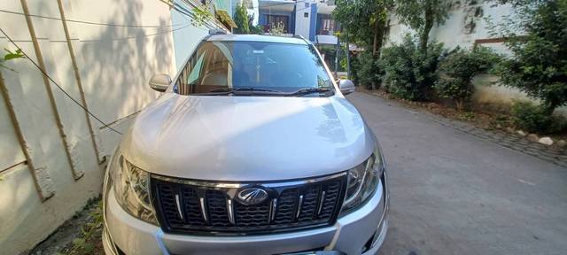 https://images10.gaadi.com/usedgaadi-sellcar/UsedCar/8a3bf034-3bbc-496d-a146-afaa27c75d24/82cf0c84-9bf5-4338-bd11-46ead620c783.jpg?imwidth=6400