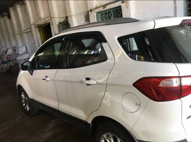 https://images10.gaadi.com/usedgaadi-sellcar/UsedCar/8a8c7ec5-a873-464c-b5ac-15935b6fee3f/625c4a57-706b-483a-9e68-f31aaf40b029.jpg?imwidth=6402