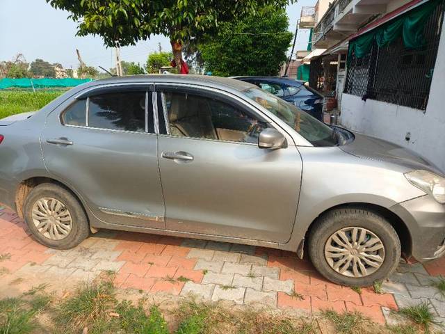 https://images10.gaadi.com/usedgaadi-sellcar/UsedCar/8aa67674-4c6a-49c3-b619-c5fff6c565da/7a4a2da6-71b9-47e4-b6b4-28d441cefd8b.jpg?imwidth=6401