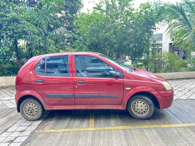 https://images10.gaadi.com/usedgaadi-sellcar/UsedCar/8ac4ace7-163b-4b37-b333-fca8c4a97c95/c93bc902-59d2-4395-a5c6-3beaa0654b16.jpg?imwidth=6401