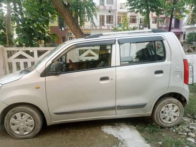 https://images10.gaadi.com/usedgaadi-sellcar/UsedCar/8ae2f282-cc95-4a9e-b796-a0994b54f90d/4d92c4f2-1251-4d6f-b276-668ef6fd92c1.jpg?imwidth=6400