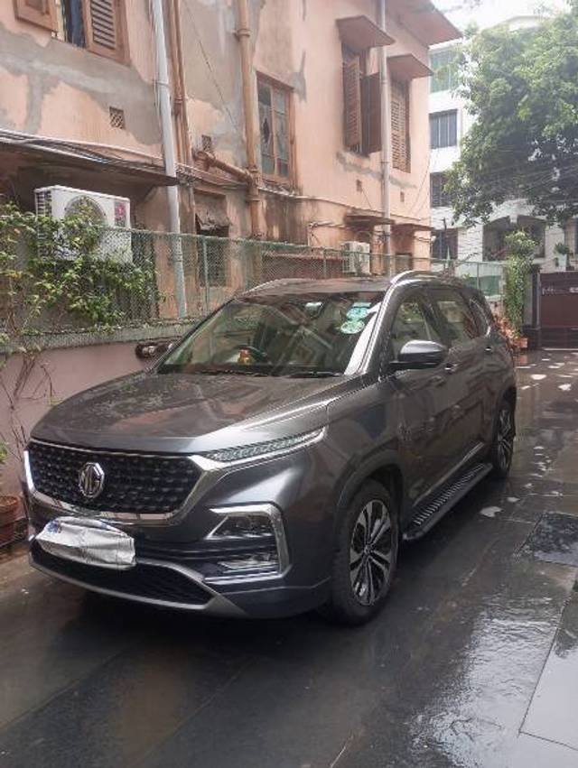 https://images10.gaadi.com/usedgaadi-sellcar/UsedCar/8aeeb76d-21de-4142-a9d6-fbbe427b64f0/6aaa6324-1541-41fe-84e2-c4d4f3ee92fb.jpg?imwidth=6402