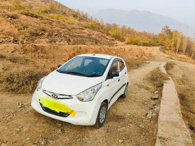 https://images10.gaadi.com/usedgaadi-sellcar/UsedCar/8aefc74e-21fd-4843-a04e-2bba9670c12f/fd7db30c-8d26-47af-954b-8e47af894fc0.jpg?imwidth=6400