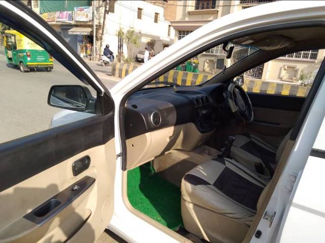 https://images10.gaadi.com/usedgaadi-sellcar/UsedCar/8b4988f6-1abf-4705-a446-a51b635c32f1/570bf6b1-863c-455c-8982-cbd8e52e66af.jpg?imwidth=6402