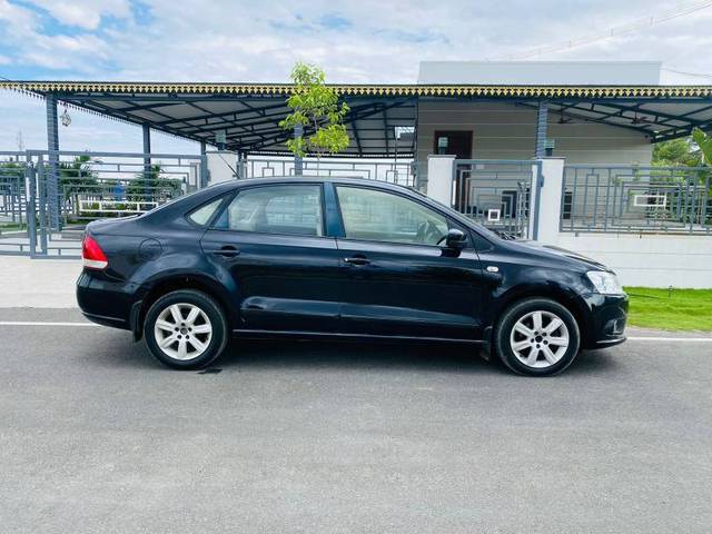 https://images10.gaadi.com/usedgaadi-sellcar/UsedCar/8bcf3257-126a-4dfb-97ec-b4ec288d804f/308de582-2063-4aba-9f9e-237fb4b0b0b1.jpg?imwidth=6401