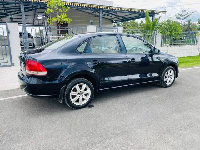 https://images10.gaadi.com/usedgaadi-sellcar/UsedCar/8bcf3257-126a-4dfb-97ec-b4ec288d804f/53517d82-6a85-4a25-97bd-a0eb22a6cfcc.jpg?imwidth=6402
