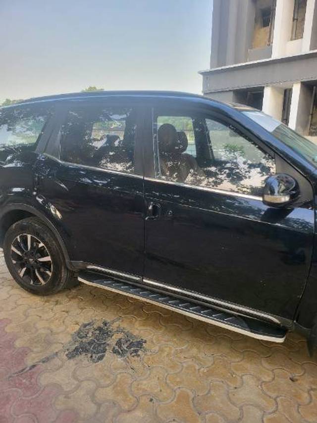 https://images10.gaadi.com/usedgaadi-sellcar/UsedCar/8be7f0ca-0b41-49b3-8438-8184e9809a9b/23a63f5e-f464-4fd9-b28c-40e81e9faff4.jpg?imwidth=6401