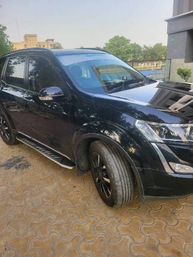https://images10.gaadi.com/usedgaadi-sellcar/UsedCar/8be7f0ca-0b41-49b3-8438-8184e9809a9b/b5cdde60-019b-4b99-aff6-f359eee20225.jpg?imwidth=6400