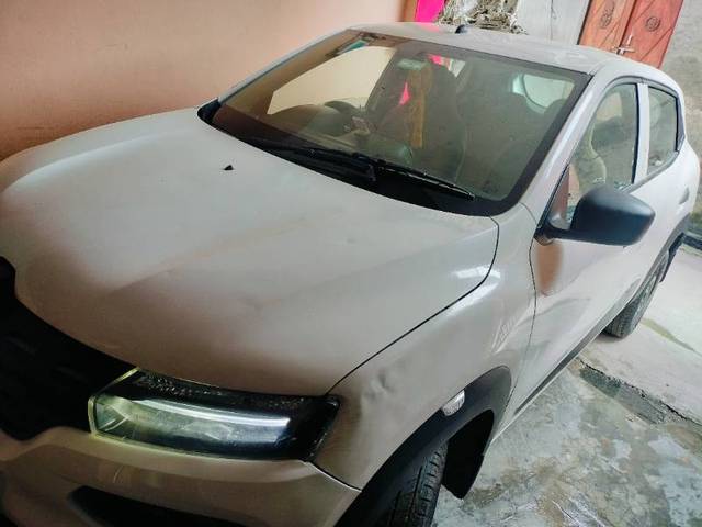 https://images10.gaadi.com/usedgaadi-sellcar/UsedCar/8bfe117e-0da9-43a8-aa0b-2a846e85ec04/7268763a-e89b-411a-879c-b5d50af8a0be.jpg?imwidth=6402