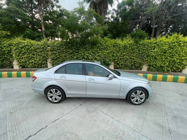 https://images10.gaadi.com/usedgaadi-sellcar/UsedCar/8c0ebefa-54aa-4400-b05b-3c75ffa56561/6c2790f0-4ba5-46a3-8af8-23562603c49c.jpg?imwidth=6401