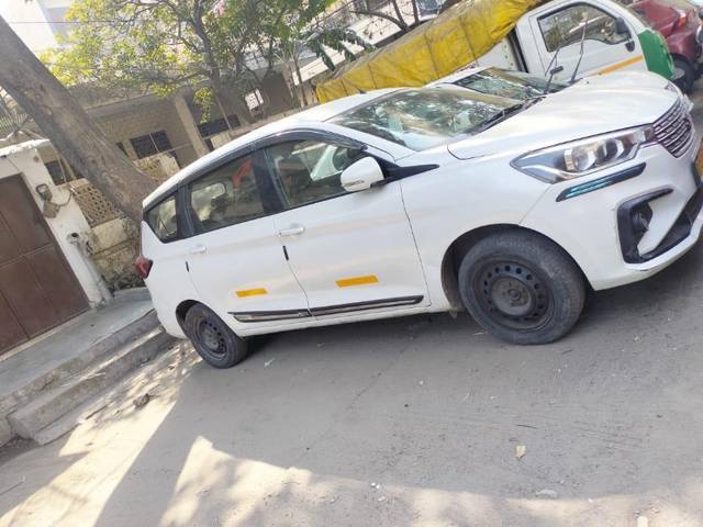 https://images10.gaadi.com/usedgaadi-sellcar/UsedCar/8c167eee-9fc3-496b-a1db-79ec9ecacf6c/c927eb34-b3b0-4bac-a359-caf446e9d1b6.jpeg?imwidth=6402