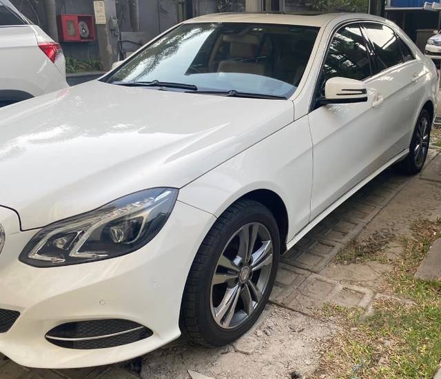 https://images10.gaadi.com/usedgaadi-sellcar/UsedCar/8c268d69-0dd9-48f0-a6ad-cc1028f7a315/9491b37b-c0c8-4405-9f67-c215dae29c97.jpeg?imwidth=6402