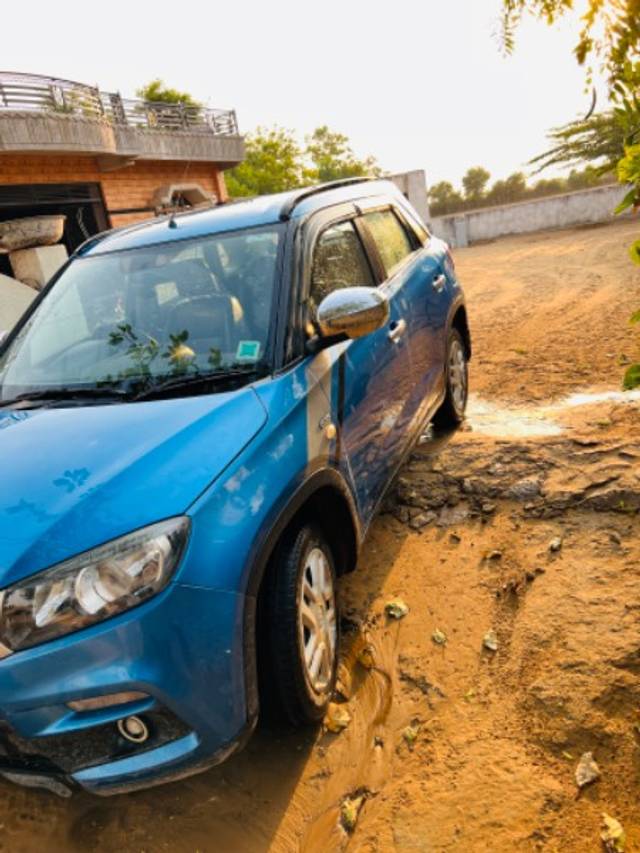 https://images10.gaadi.com/usedgaadi-sellcar/UsedCar/8c89bd5f-bd8f-4a37-ba5b-307c2d9e95bc/41884740-0c4b-4def-9be2-c1bdad088eea.jpeg?imwidth=6400