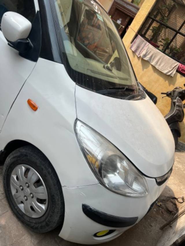 https://images10.gaadi.com/usedgaadi-sellcar/UsedCar/8cb319d0-25d2-4995-9c72-2cf250fc0ce1/e298c66b-92a8-4404-84ab-5fc115f2c6d7.jpeg?imwidth=6401