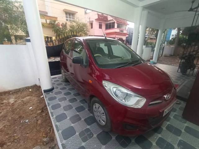 https://images10.gaadi.com/usedgaadi-sellcar/UsedCar/8d023193-ec68-43db-b486-e5737f9f0e91/4c5929b8-f5b0-4db7-b38b-d1cfa81e411b.jpg?imwidth=6400