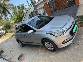 Hyundai Elite i20 2014-2017 Hyundai i20 Sportz 1.4 CRDi