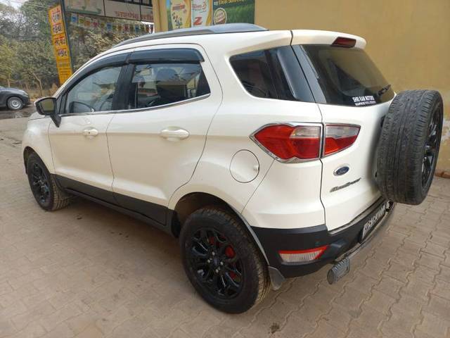 https://images10.gaadi.com/usedgaadi-sellcar/UsedCar/8d88a1c8-fde2-4760-81e1-8834ceb91747/11043ab5-e925-403c-8bd5-bf8bf8a37331.jpg?imwidth=6401