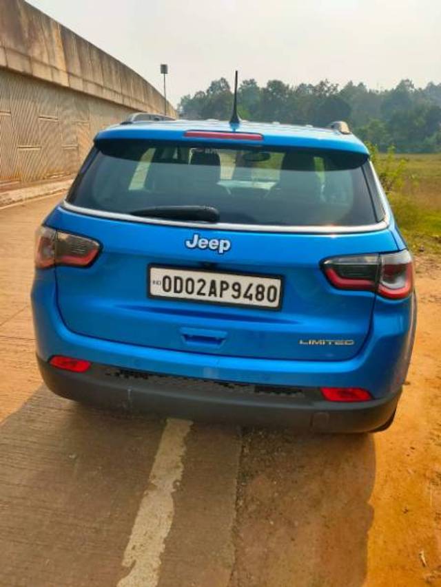 https://images10.gaadi.com/usedgaadi-sellcar/UsedCar/8da64756-dc1a-437b-882d-9577be914d30/29a26642-d798-46fb-a68e-608a68a15ae4.jpg?imwidth=6400