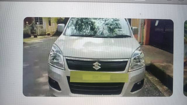 https://images10.gaadi.com/usedgaadi-sellcar/UsedCar/8da909b1-9bd8-4d11-b673-d82e350c93a8/342c066c-389f-40d6-b9d0-e62736447e73.jpg?imwidth=6402