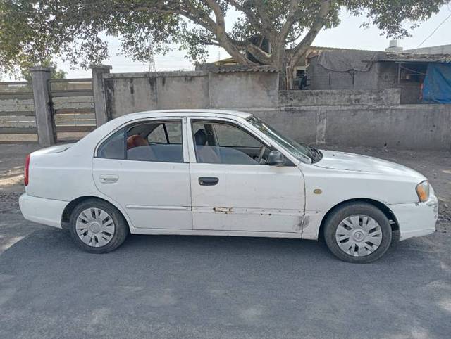 https://images10.gaadi.com/usedgaadi-sellcar/UsedCar/8dc1a4a7-1230-435c-a495-cc8f809d6c60/9bf04681-34eb-4a9e-aa66-84843427fcd9.jpeg?imwidth=6402