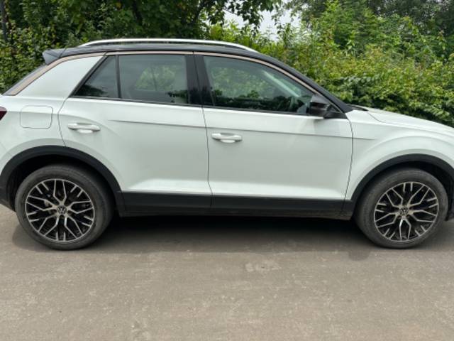 https://images10.gaadi.com/usedgaadi-sellcar/UsedCar/8dea41d7-07a9-4434-b18e-8955860d416b/96786884-c272-470a-adb3-da36d2e43995.jpeg?imwidth=6401