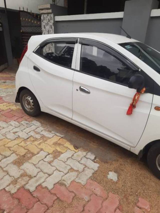 https://images10.gaadi.com/usedgaadi-sellcar/UsedCar/8e4d7308-5532-42e9-87e0-81945b104993/513a8107-077f-4e23-b8b3-4dd1d47d0d57.jpg?imwidth=6402