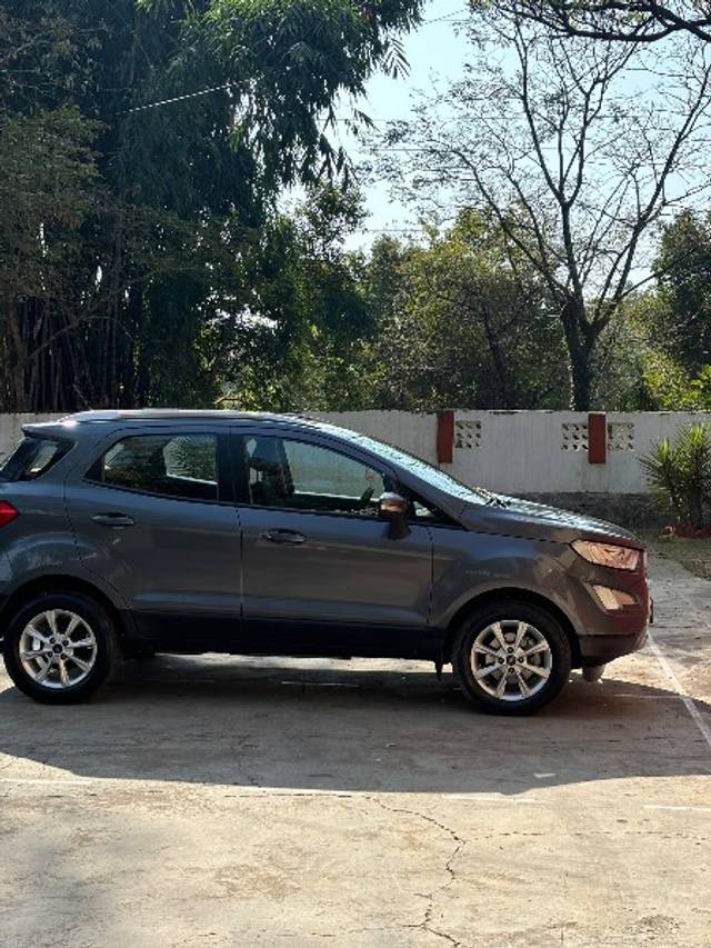 https://images10.gaadi.com/usedgaadi-sellcar/UsedCar/8e5bc744-d954-4261-b3c0-cff8649ec2b8/0dbf6d0c-2b3f-4d1b-8edc-3996908a17da.jpeg?imwidth=6401