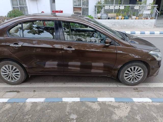 https://images10.gaadi.com/usedgaadi-sellcar/UsedCar/8e9468af-2c26-46d8-87d4-e0cd7c96fde0/88959ed3-41fb-4546-aebe-b5b4cfcabde3.jpeg?imwidth=6401