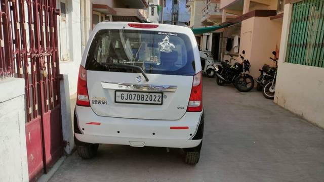 https://images10.gaadi.com/usedgaadi-sellcar/UsedCar/8ea367ac-85e9-4ce1-b14b-a3dcbd282e8c/43eba914-c238-42be-9242-fe2f84519582.jpg?imwidth=6401