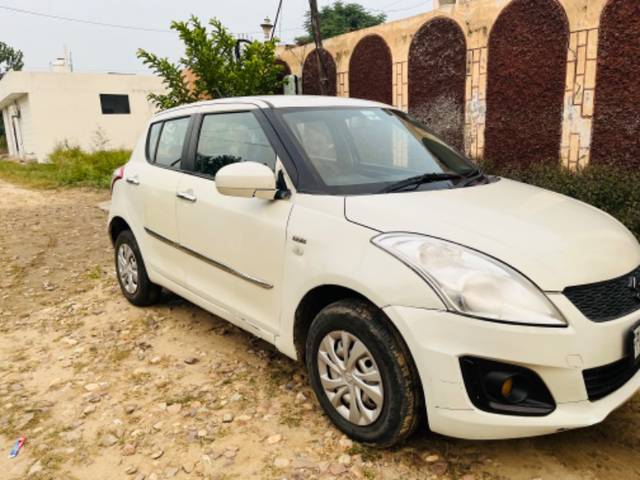 https://images10.gaadi.com/usedgaadi-sellcar/UsedCar/8ec12064-9c1a-4829-979b-e9eaf368607c/d4984f1f-69aa-4a5f-aefa-62300e9f3130.jpeg?imwidth=6400