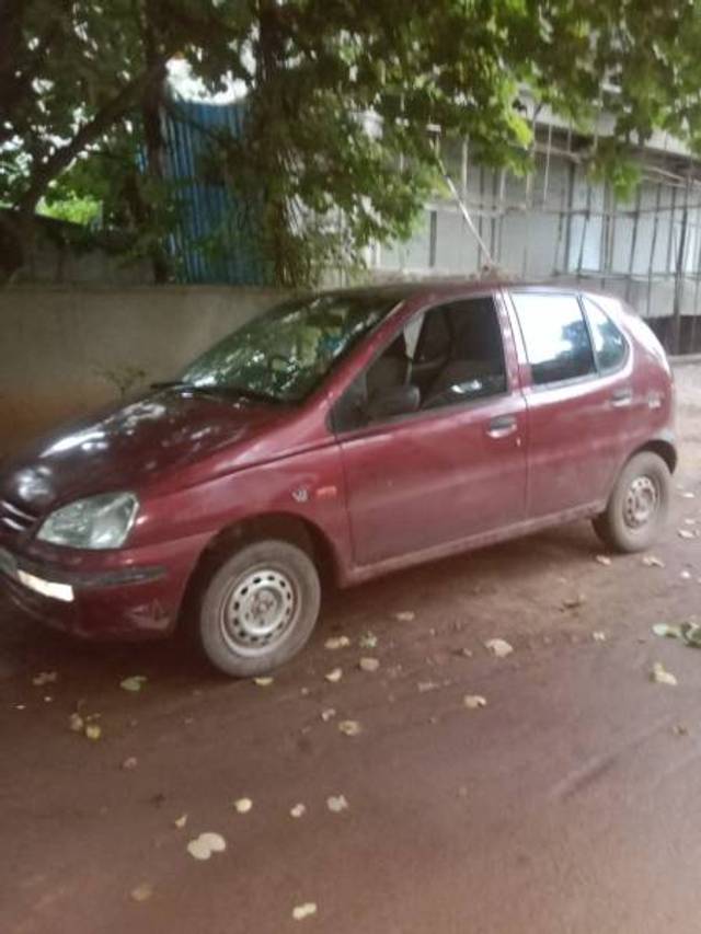 https://images10.gaadi.com/usedgaadi-sellcar/UsedCar/8ec322c1-2d52-49be-aeb1-23e4cdefbd69/52b58aee-99be-4408-9f7b-3584eea0ecd6.jpg?imwidth=6402
