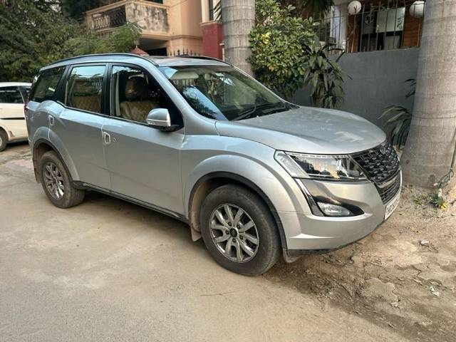 https://images10.gaadi.com/usedgaadi-sellcar/UsedCar/8ec9fae7-3ebd-46d6-b959-b27079c049fe/1c9bd54e-26ec-46c4-a395-648767cff42f.jpeg?imwidth=6400