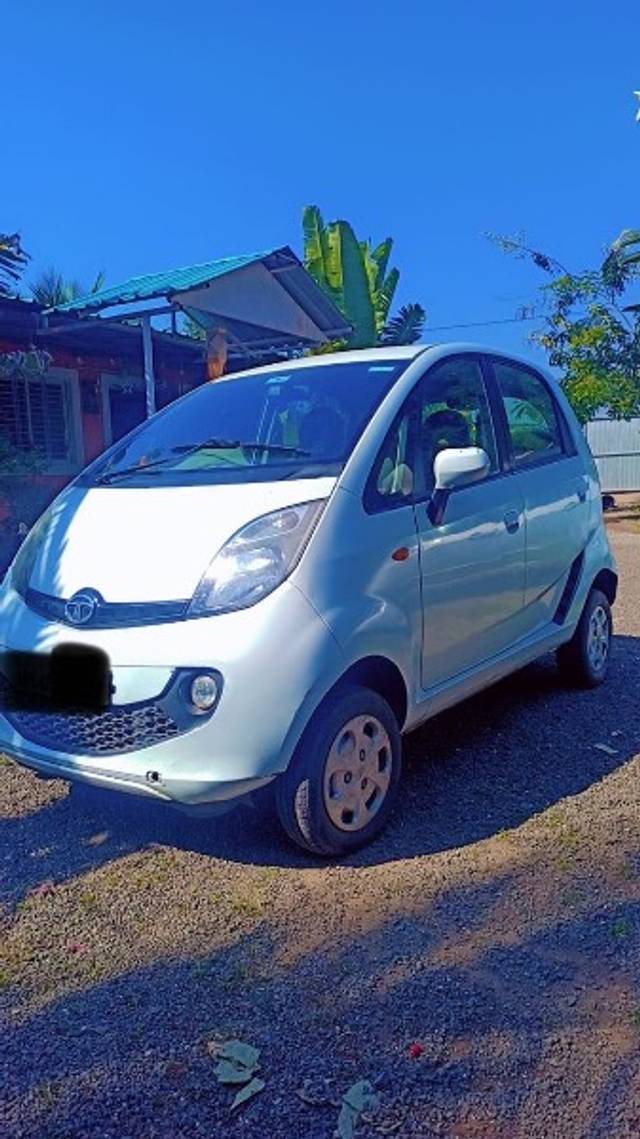 https://images10.gaadi.com/usedgaadi-sellcar/UsedCar/8f3dacb8-8b5c-4c97-9d9c-657e5cb70f52/bfc227f5-3e2f-4f49-a05c-9a724c7a275c.jpg?imwidth=6402