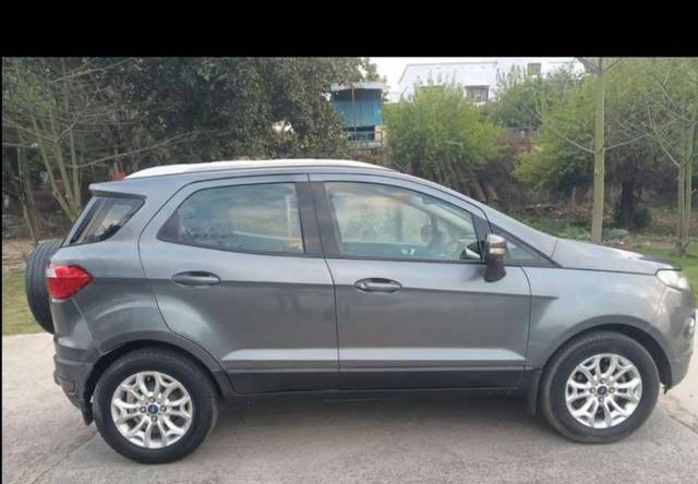 https://images10.gaadi.com/usedgaadi-sellcar/UsedCar/9051413d-08ad-4f45-84d7-f2799caa9389/0eedc2a9-36b9-4cae-b537-963f678ed76e.jpg?imwidth=6401