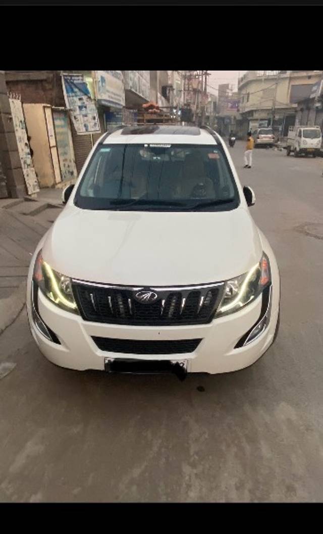 https://images10.gaadi.com/usedgaadi-sellcar/UsedCar/90a24547-6f40-4893-bcb0-f730451c611a/5b17f70e-e25b-4e3f-933f-6f606b54293d.jpeg?imwidth=6400