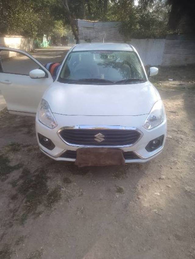 https://images10.gaadi.com/usedgaadi-sellcar/UsedCar/90f2656d-1236-4acd-9c03-fa33c0a2ae7e/452af2e6-76a5-41bb-b598-3375a1e0337c.jpg?imwidth=6400