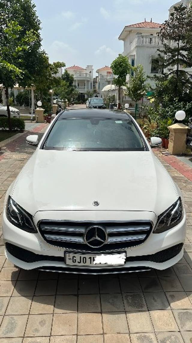https://images10.gaadi.com/usedgaadi-sellcar/UsedCar/9131a62c-afd9-48c8-9fb6-cbab25d0738f/b00fa3ee-a3e3-4d03-aa88-b7d4f0a5c66f.jpeg?imwidth=6401