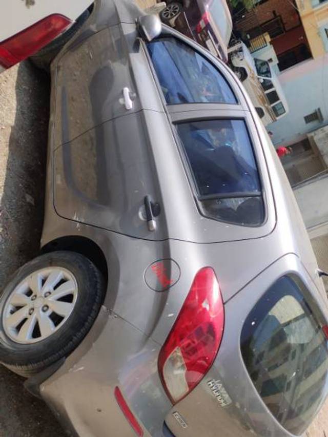 https://images10.gaadi.com/usedgaadi-sellcar/UsedCar/916f5ac1-247f-456a-a6fb-884f28e1c480/8021f834-2c7d-46c1-a857-571af310c7ec.jpg?imwidth=6402