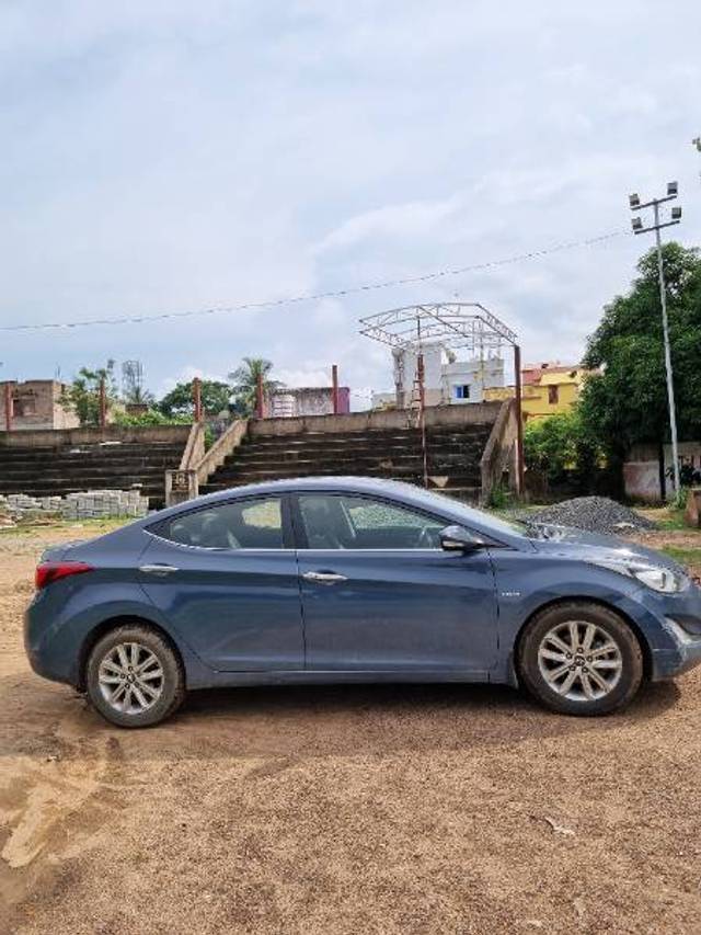 https://images10.gaadi.com/usedgaadi-sellcar/UsedCar/9195a135-759c-46d3-8fad-2d7b412e6ff0/1f51b0fb-6d72-4af6-af6a-bb529f652e2b.jpg?imwidth=6401