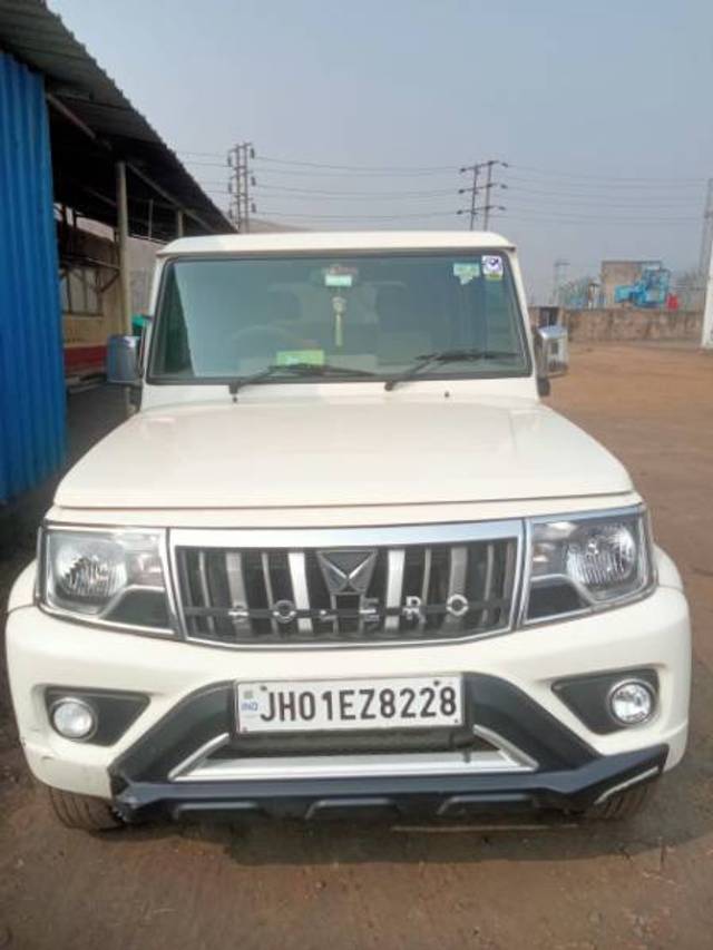 https://images10.gaadi.com/usedgaadi-sellcar/UsedCar/919b45de-78d8-4768-b0fc-d8b799382ddb/c4b21f9c-1747-4fc2-8828-37d5a1438c89.jpg?imwidth=6400