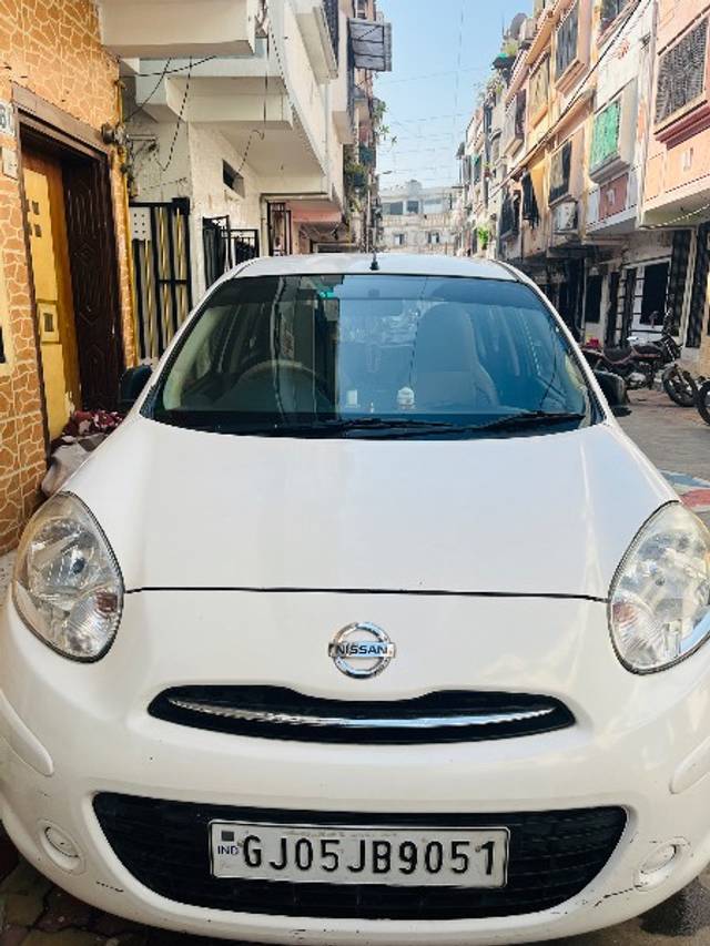 https://images10.gaadi.com/usedgaadi-sellcar/UsedCar/91d0da16-d9b9-4bad-af43-934b77b91736/d301a25c-e0dd-4655-b7b4-0602b3bf59bc.jpeg?imwidth=6400