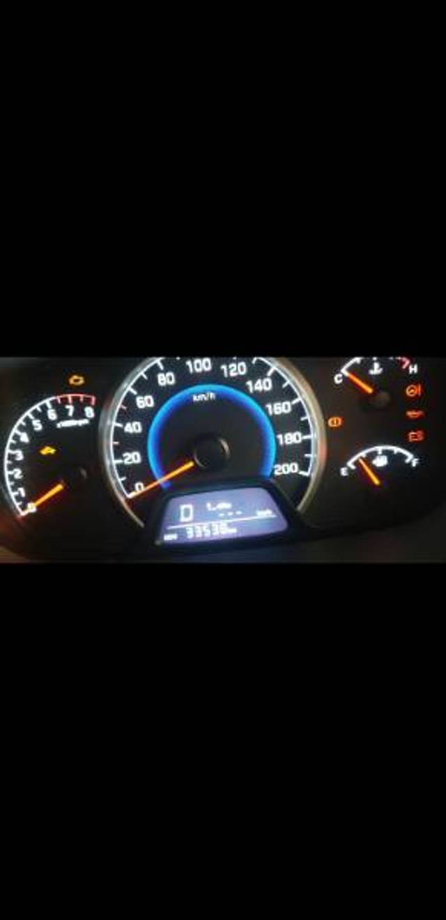 https://images10.gaadi.com/usedgaadi-sellcar/UsedCar/91e519c4-0ec4-42ca-862c-7f7c81205295/9768f296-fe10-4650-809b-bc782392cca9.jpg?imwidth=6401