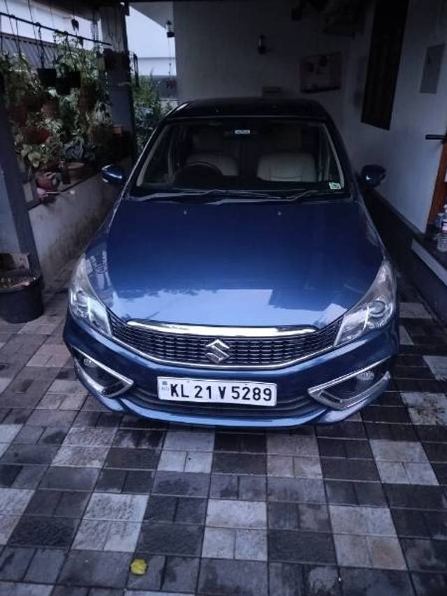 https://images10.gaadi.com/usedgaadi-sellcar/UsedCar/9243d462-41d1-4f11-be2e-1e1f6f63764b/3acf465b-a725-4831-9950-890994ba0688.jpg?imwidth=6400