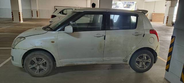 https://images10.gaadi.com/usedgaadi-sellcar/UsedCar/92458d00-277c-4cab-94b5-8d90a2c3ac5c/5d8d1794-c048-41e8-aec4-18ae5a124c38.jpg?imwidth=6402